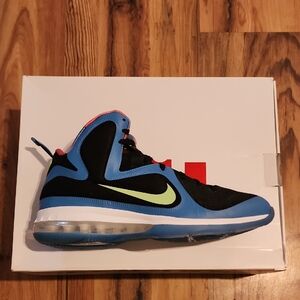 New Nike LeBron 9 South Coast Mens size 12